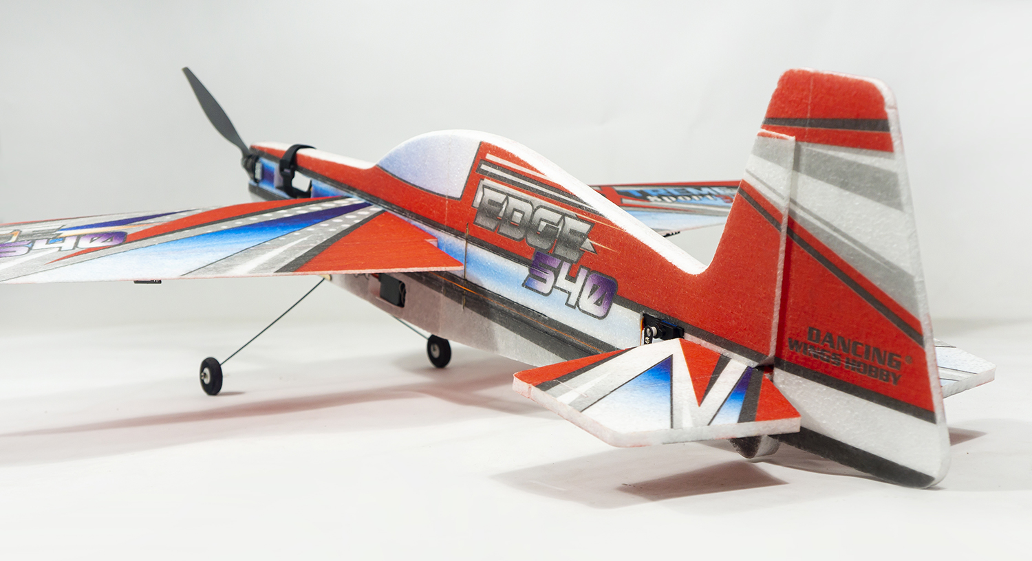 DW Hobby 1100mm Edge-540 KIT R - Outdoor Sport Hobbies avis et prix